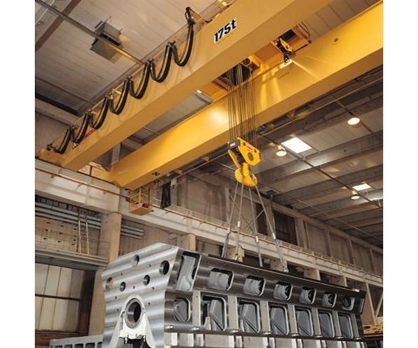 ��ʽ���ؙC(j��)���ٽY(ji��)��(g��u)׃�εăɷN��Ҋ��r